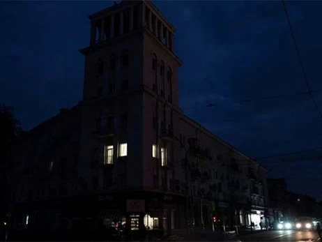 Світло у Києві будуть вмикати по черзі. Всім на три години