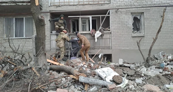 Російська армія завдала авіаудару по Часовому Яру, є поранені