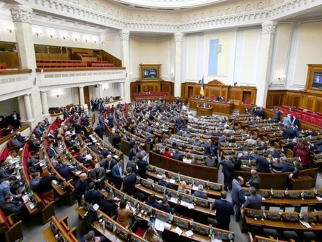 В Раде хотят лишить мандатов 10 нардепов, сбежавших из Украины