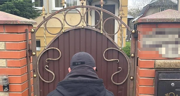 СБУ нагрянула з обшуками до храму Різдва Христового на Івано-Франківщині