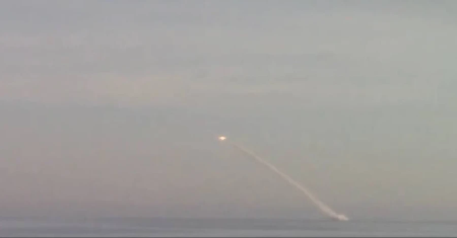 У Чорному морі з’явився російський ракетоносій з ракетами типу «Калібр» на борту