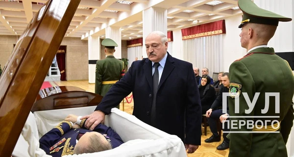 Лукашенко прибыл на прощание с главой МИД Беларуси Макеем