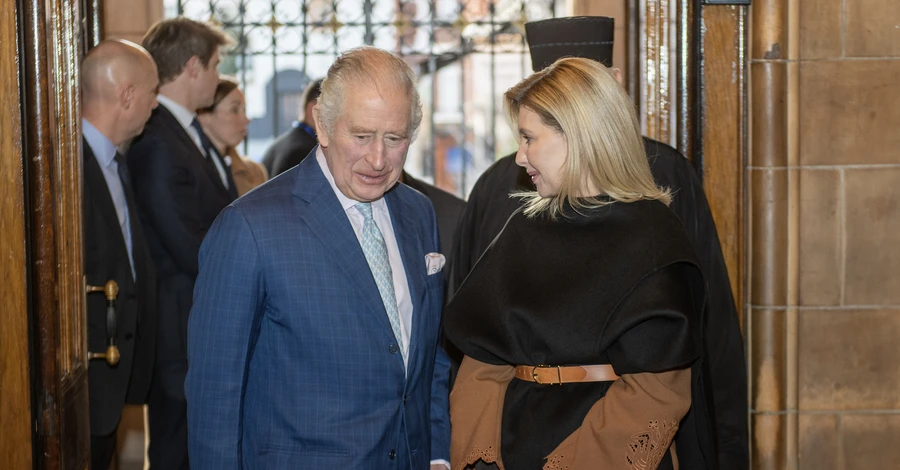 Олена Зеленська зустрілася з королем Чарльзом III у сукні Lake Studio