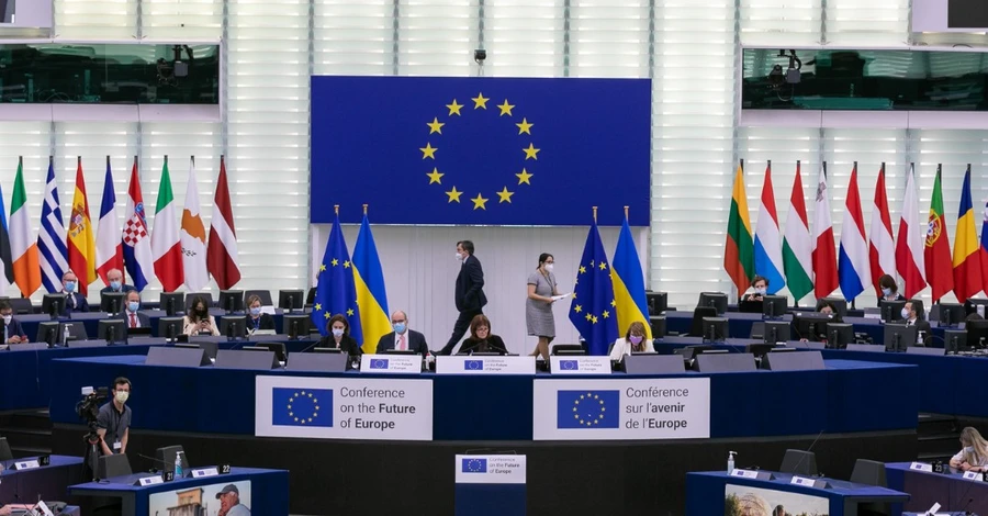  Страны ЕС достигли соглашения о выделении Украине 18 млрд евро 