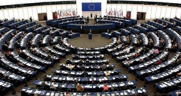 Совет ЕС выделил Украине 18 миллиардов долларов помощи, несмотря на вето Венгрии