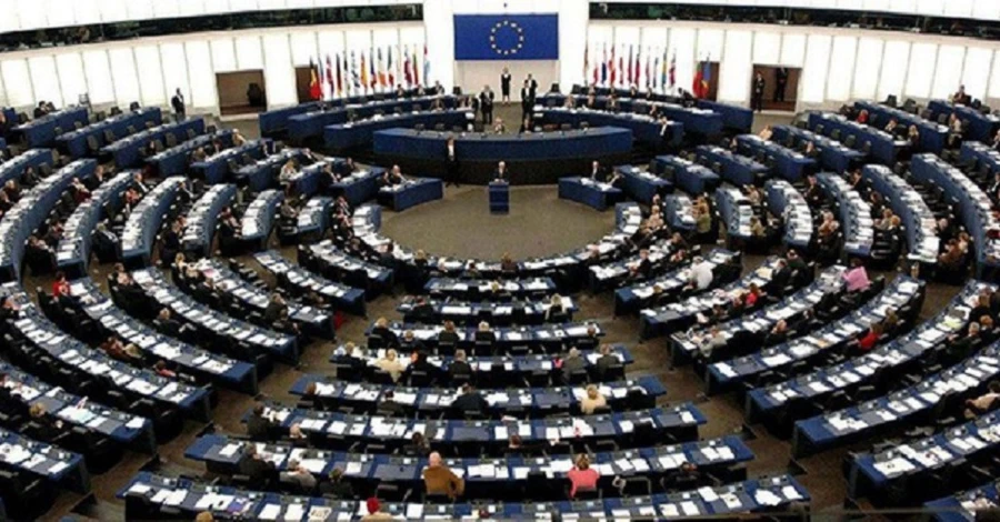 Рада ЄС виділила Україні 18 мільярдів доларів допомоги, незважаючи на вето Угорщини