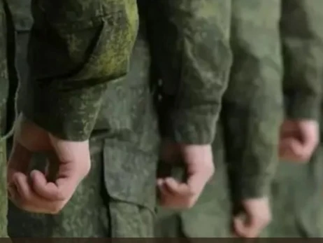 На Луганщині загарбники готуються примусово мобілізувати всіх без винятку чоловіків