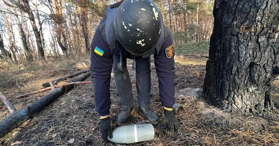 На Донбасі підірвалася бригада піротехніків – троє загинули