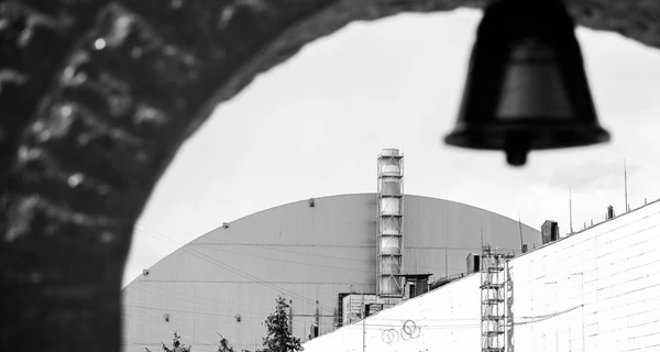 Зеленский и ГСЧС почтили память ликвидаторов аварии на Чернобыльской АЭС
