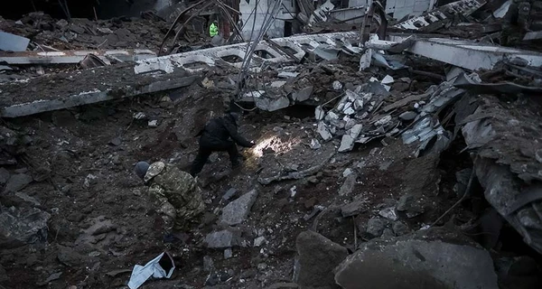 Обстріл Києва: у столиці зупинилось метро та є перебої з водопостачанням