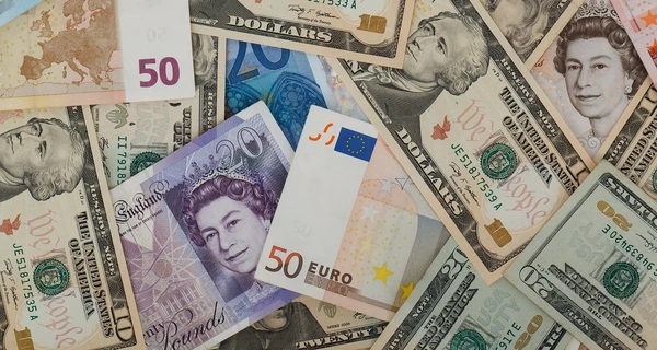 Что будет с долларом и евро в предпоследнюю неделю 2022 года