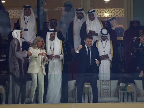 Фінал чемпіонату світу з футболу в Катарі дивилися Макрон, Маск та Джокович