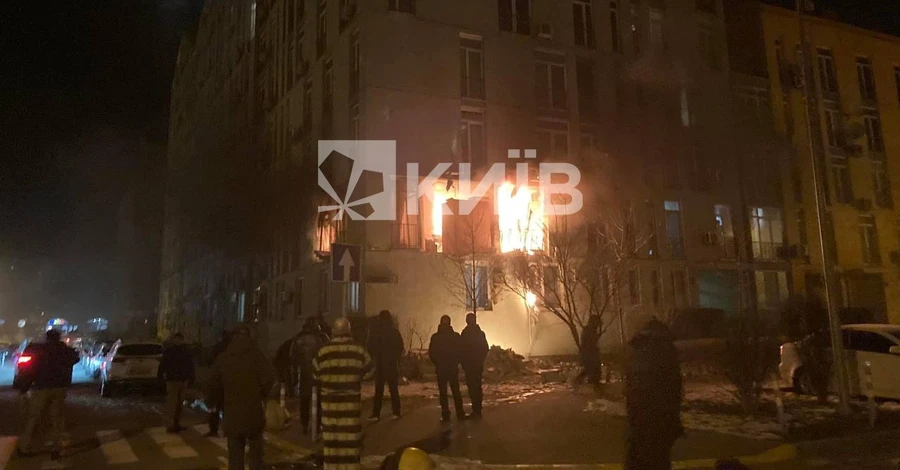 СМИ: в киевском ЖК «Комфорт Таун» из-за баллона произошел взрыв и пожар