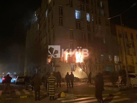 СМИ: в киевском ЖК «Комфорт Таун» из-за баллона произошел взрыв и пожар