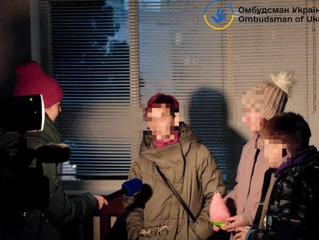 Украина вернула троих детей, которых РФ насильно вывезла из Харьковской области