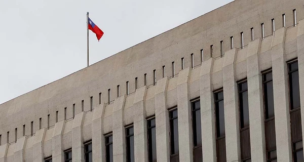 Тайвань підняв бойові літаки через китайські військово-повітряні сили