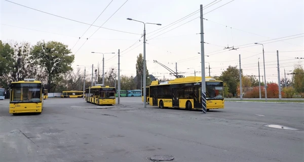 КГГА: Автобусы будут максимально заменять электротранспорт на протяжении всей зимы