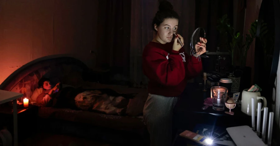 В Киеве и четырех областях применили аварийные отключения света