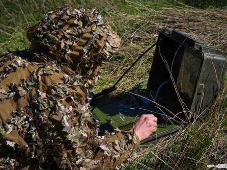 Россия воюет по старинке, а Украина использует технологии охотников за бен Ладеном 