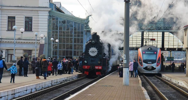 Во Львове на зимние праздники будет курсировать сказочный ретро-поезд