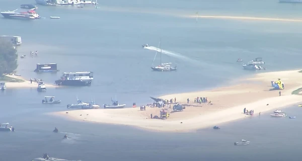 В Австралії зіткнулись два вертольоти, загинули 4 людини