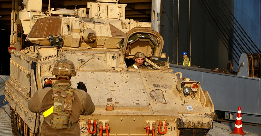 Пентагон підтвердив, що у новий пакет військової допомоги США ввійдуть БМП Bradley
