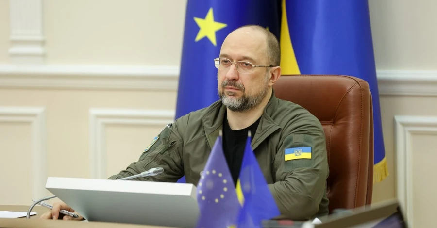 Шмыгаль: Украина получила в 2022 году около одного триллиона гривен помощи