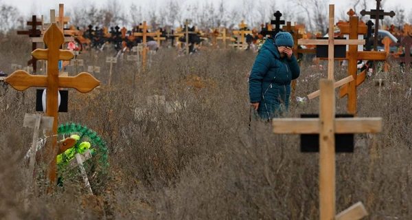 Лікарні Маріуполя переповнені, а морги не встигають забирати тіла померлих