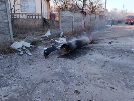 На Донбассе россияне выпустили ракету по Константиновке, есть повреждения