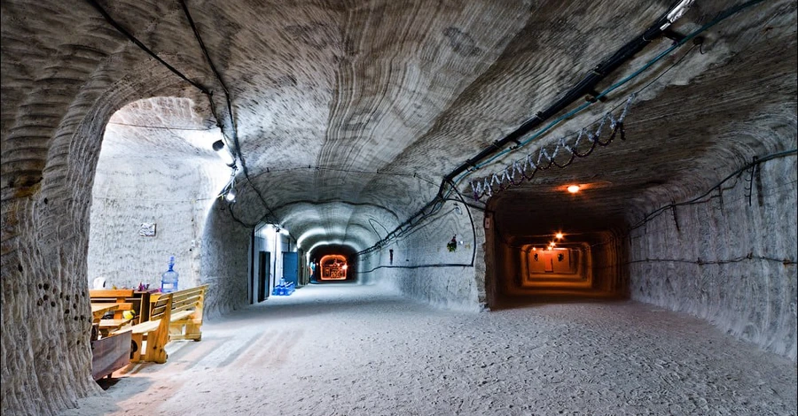 Підземний Соледар: 300 кілометрів печер, зал заввишки з «дев'ятиповерхівку» та склади зброї