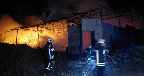 На Львівщині, Одещині та Харківщині ракети влучили в об'єкти критичної інфраструктури