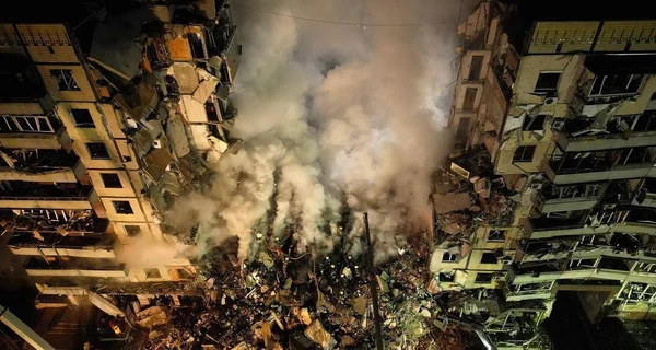 Під завалами багатоповерхівки у Дніпрі вже знайшли тіла 25 загиблих