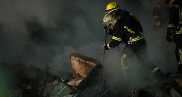 Британська розвідка: РФ вдарила по багатоповерхівці Дніпра ракетою Х-22