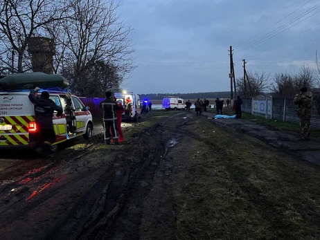 На Киевщине четверо детей провалились под лед - две девочки погибли