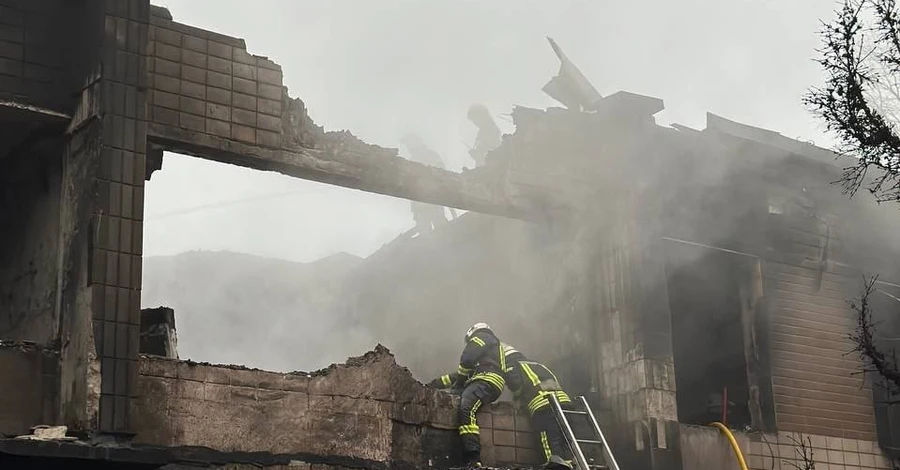 Авиакатастрофа в Броварах: Под завалами могут оставаться люди