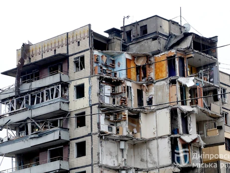 Семьи, пострадавшие от удара по многоэтажке в Днепре, получат до миллиона гривен компенсации