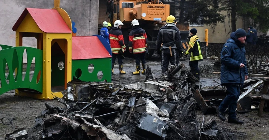 У Броварах завершили пошуково-рятувальні роботи на місці авіакатастрофи: знайшли 14 загиблих