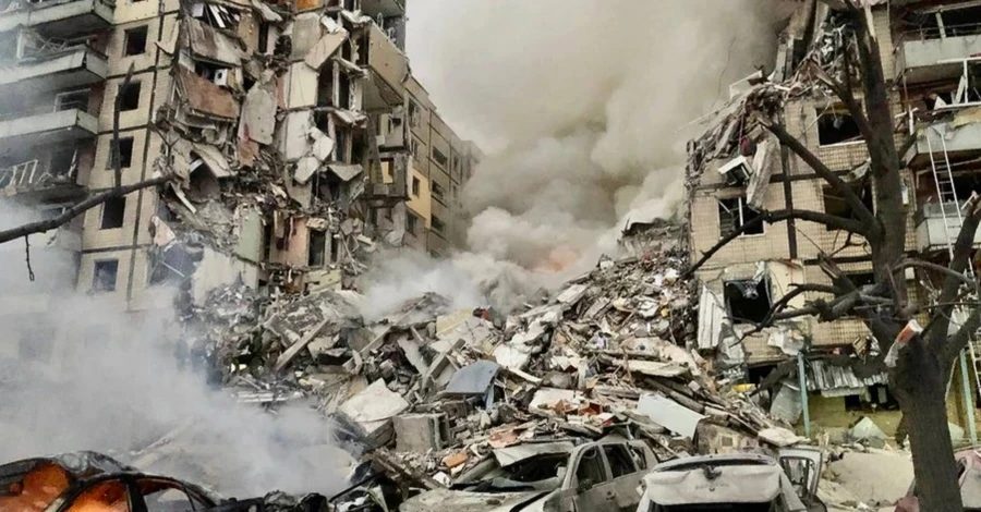 Удар по многоэтажке в Днепре: пострадавшим спишут долги по коммуналке и возместят ущерб