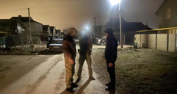 Силовики РФ проводять масові обшуки у кримських татар 