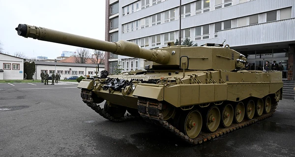 Польша официально запросила у Германии разрешение на передачу танков Leopard Украине
