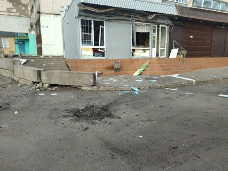 Росія обстріляла центр Берислава на Херсонщині, у продуктовому магазині загинули двоє людей