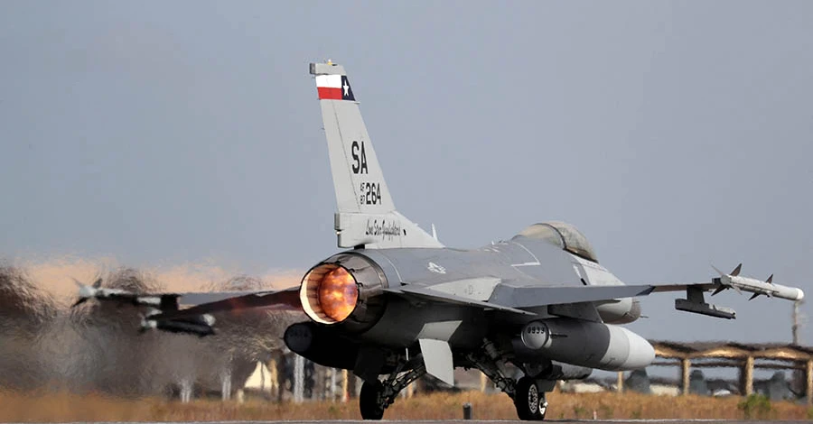 Виробник F-16 заявив про готовність постачання літаків до європейських країн
