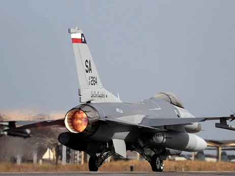 Производитель F-16 заявил о готовности поставлять самолеты в европейские страны