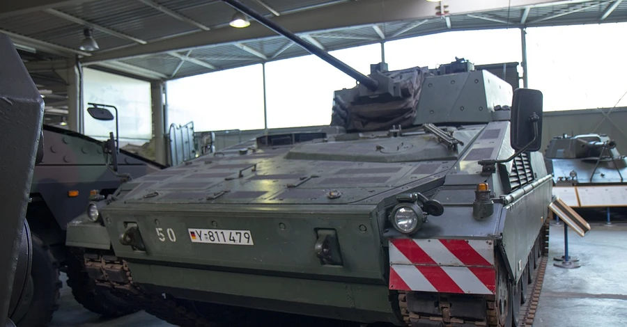 Українські військові прибули до Німеччини для навчання на БМП Marder