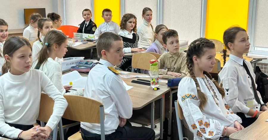 Обучение в киевских школах возобновят 30 января