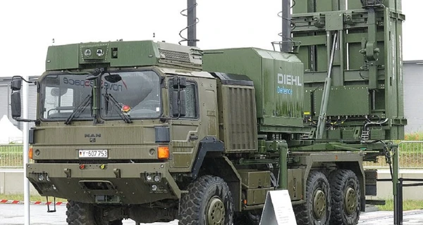 Германия отправила Украине новую партию помощи - ракеты для ПВО, грузовики и пикапы