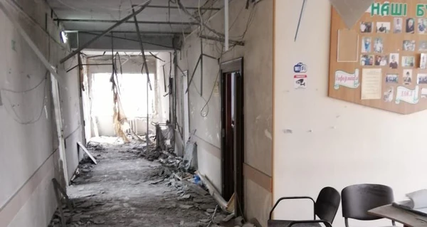 Росіяни обстріляли лікарню у Херсоні - поранено медсестру