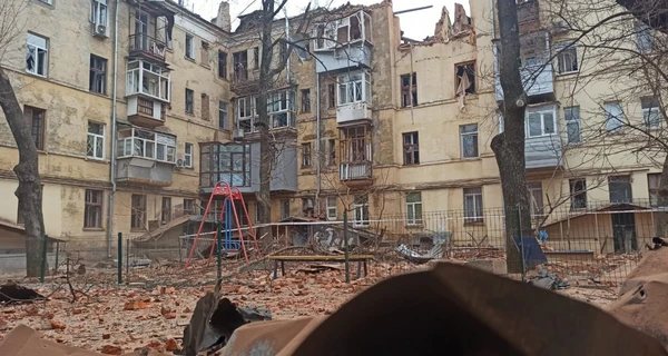 Чотириповерховий житловий будинок у Харкові можуть знести після влучання російської ракети