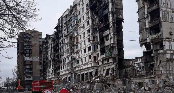 Росіяни повністю знищили Лівобережний район Маріуполя