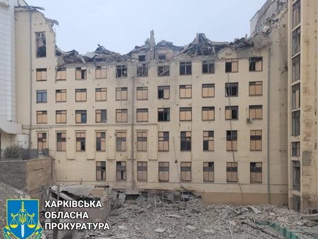 Росіяни завдали ракетного удару по центру Харкова, є постраждалі